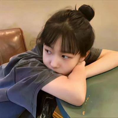 陆总别傲了,简小姐和顾总订婚了